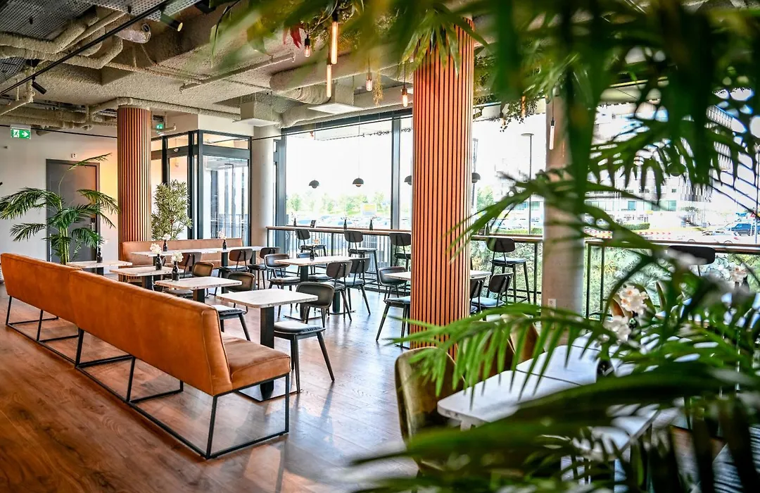 Fletcher Hotel Rotterdam-Airport-1